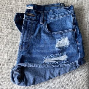 Billabong shorts